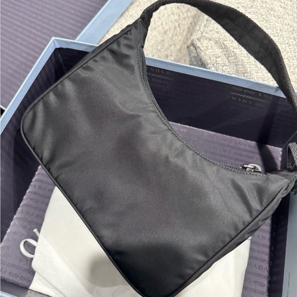 Prada Re-Edition nylon mini bag - Picture 4 of 5